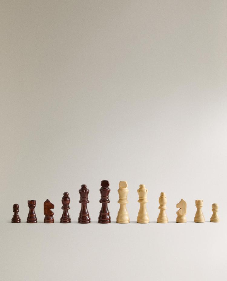 PACK OF CHESS PIECES (PACK OF 32)