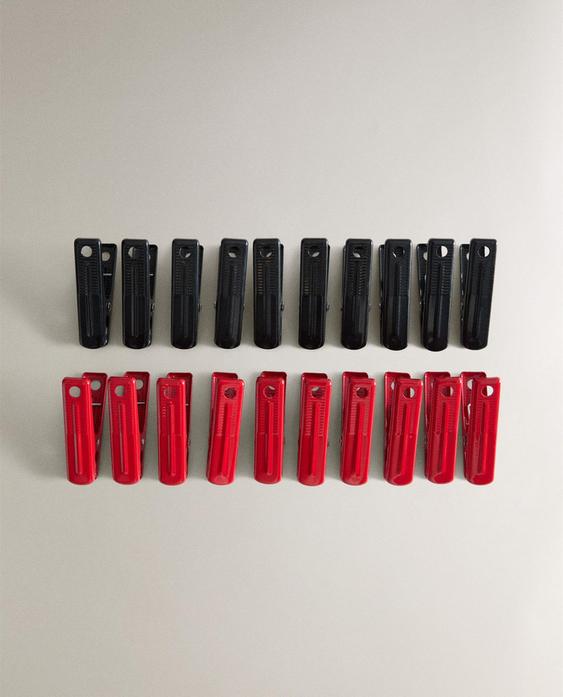 PACK OF METAL CLOTHES PEGS (PACK OF 20)