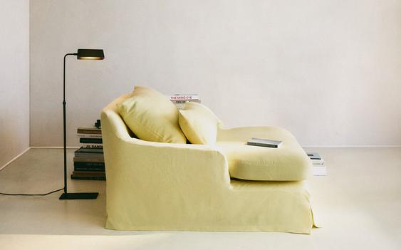 LOVESEAT 01
