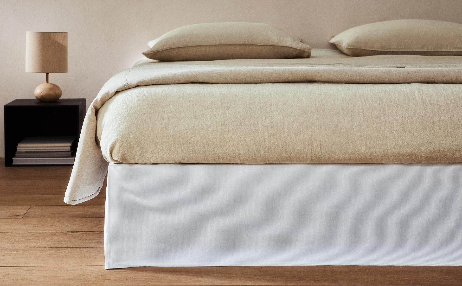 BETTHUSSE GERIPPT BETTHUSSE GERIPPT