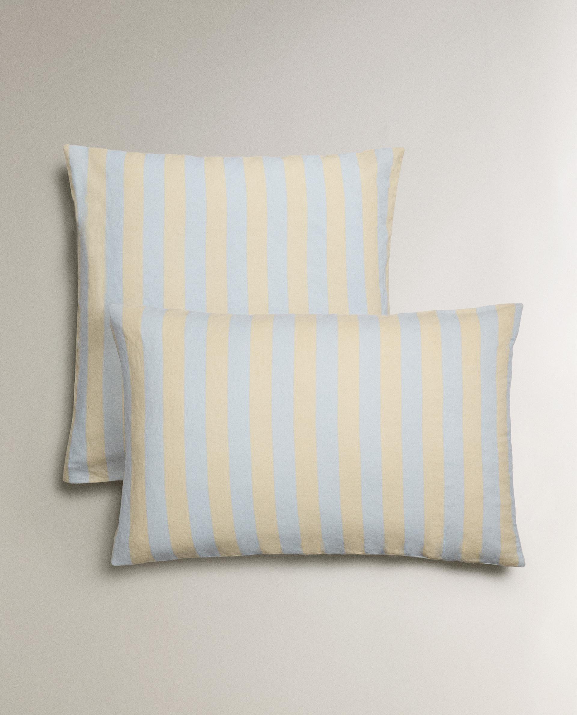 CHILDREN’S STRIPE PRINT PILLOWCASE