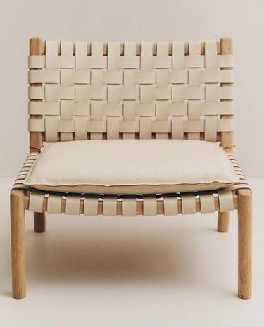 LOUNGE CHAIR 01