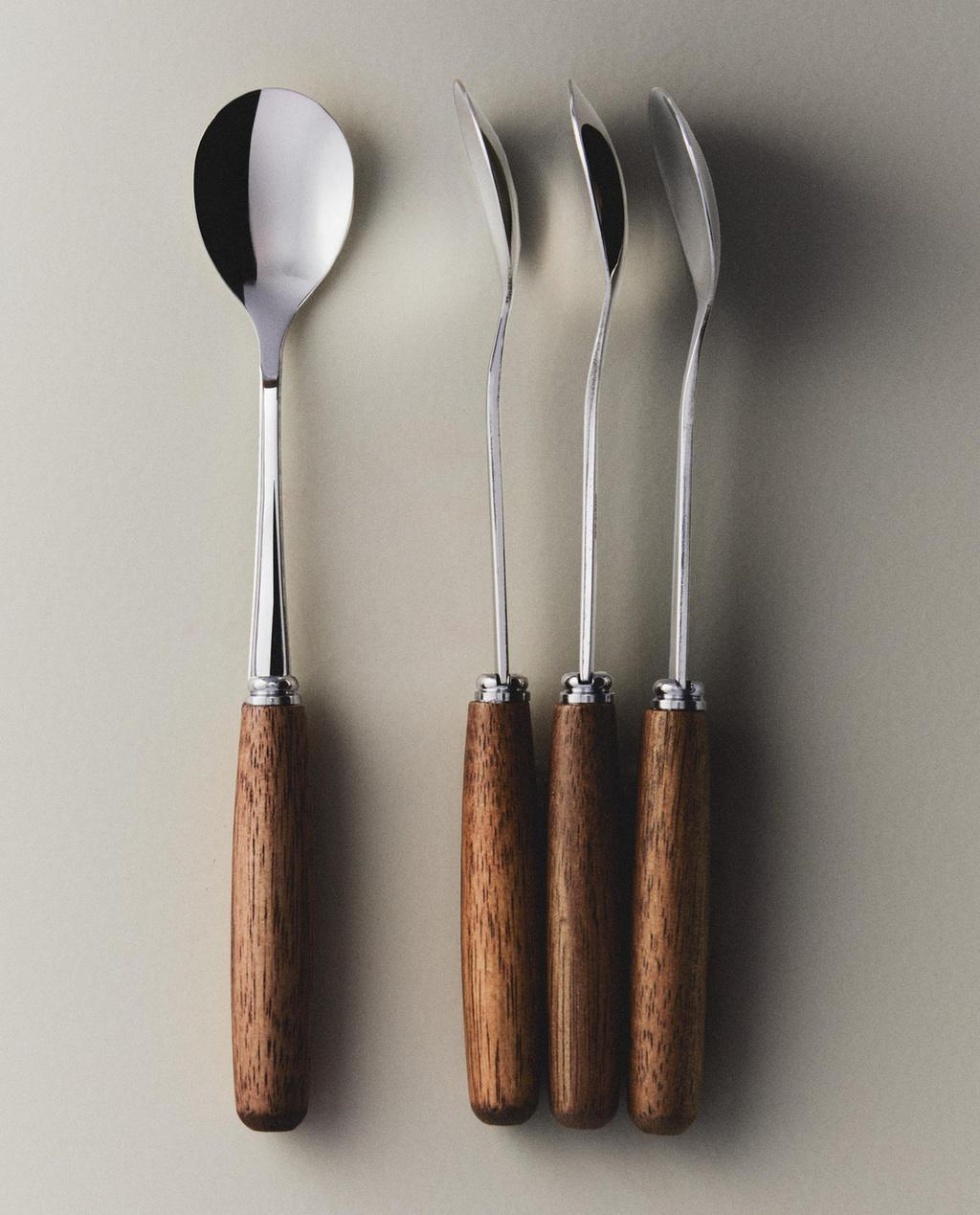 PACK OF WOODEN DESSERT SPOONS (PACK OF 4)