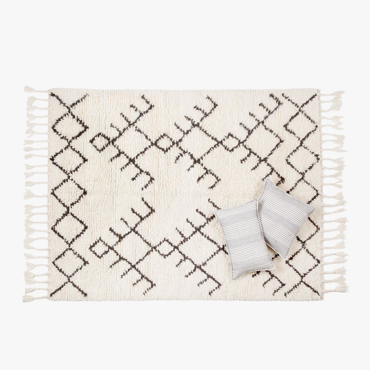 Image 1 of the product WOOL RUG WITH GEOMETIRC DESIGN Wool rug, Rugs