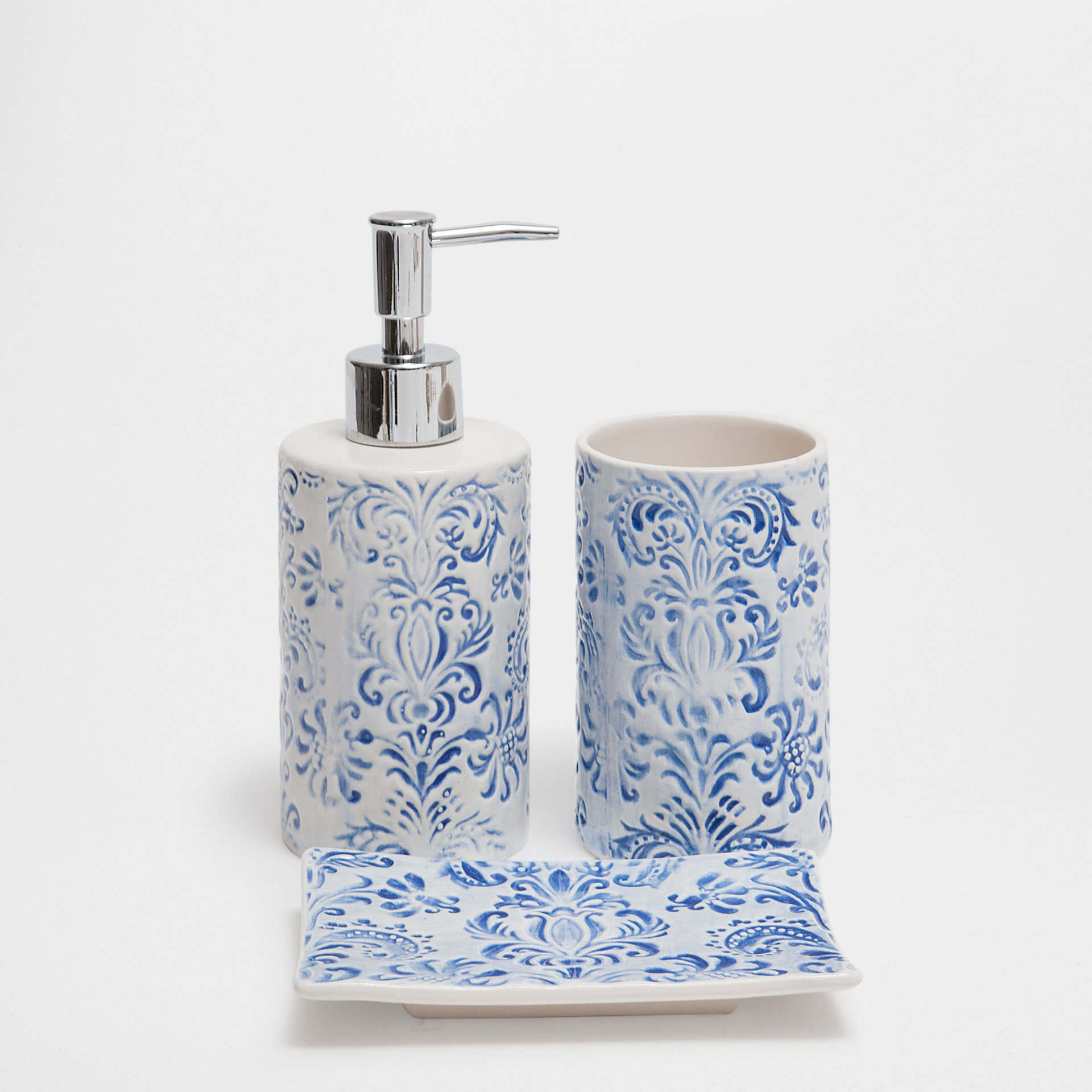 Blue Fleur De Lis Ceramic Bathroom Set Accessories Blue Fleur De Lis Ceramic Bathroom Set