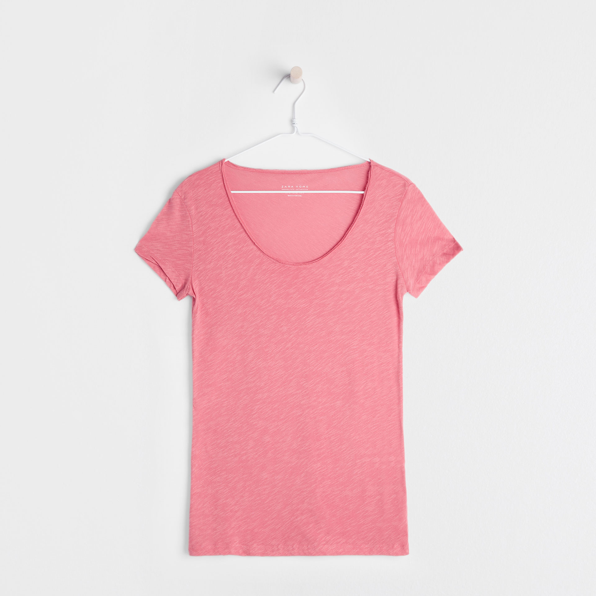 Pink cotton shirts Buy Pink cotton slim shirt Polo Ralph Lauren XRRLACQ. New product - Pink cotton slim shirt Polo Ralph Lauren XRRLACQ. Cotton pique slim fit shirt featuring button-down collar, iconic chest embroidery, button fastening and one button cuffs.
