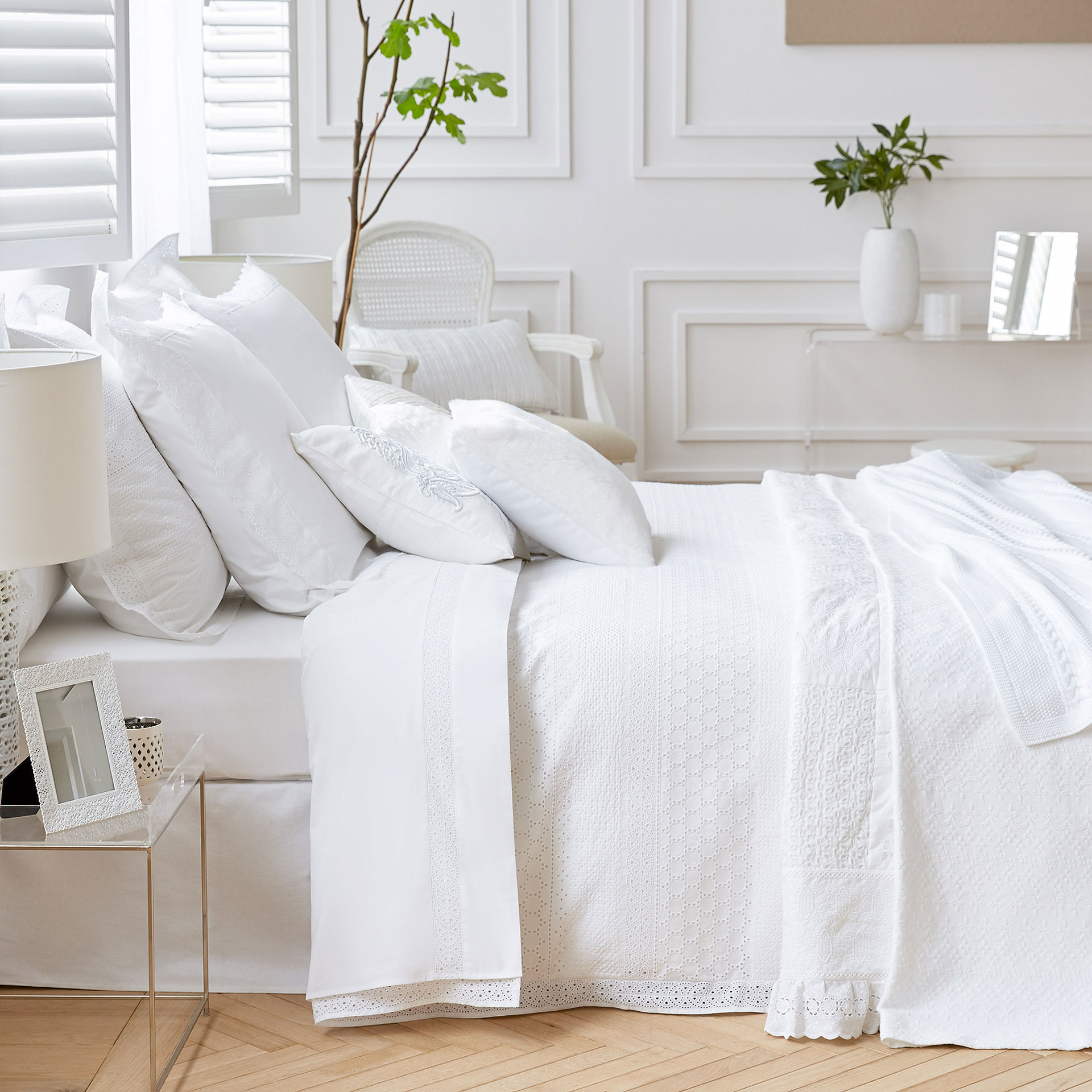 Floral Embroidered Percale Cotton Duvet Cover Covers Image 2 Of The Product Floral Embroidered Percale Cotton Duvet Cover