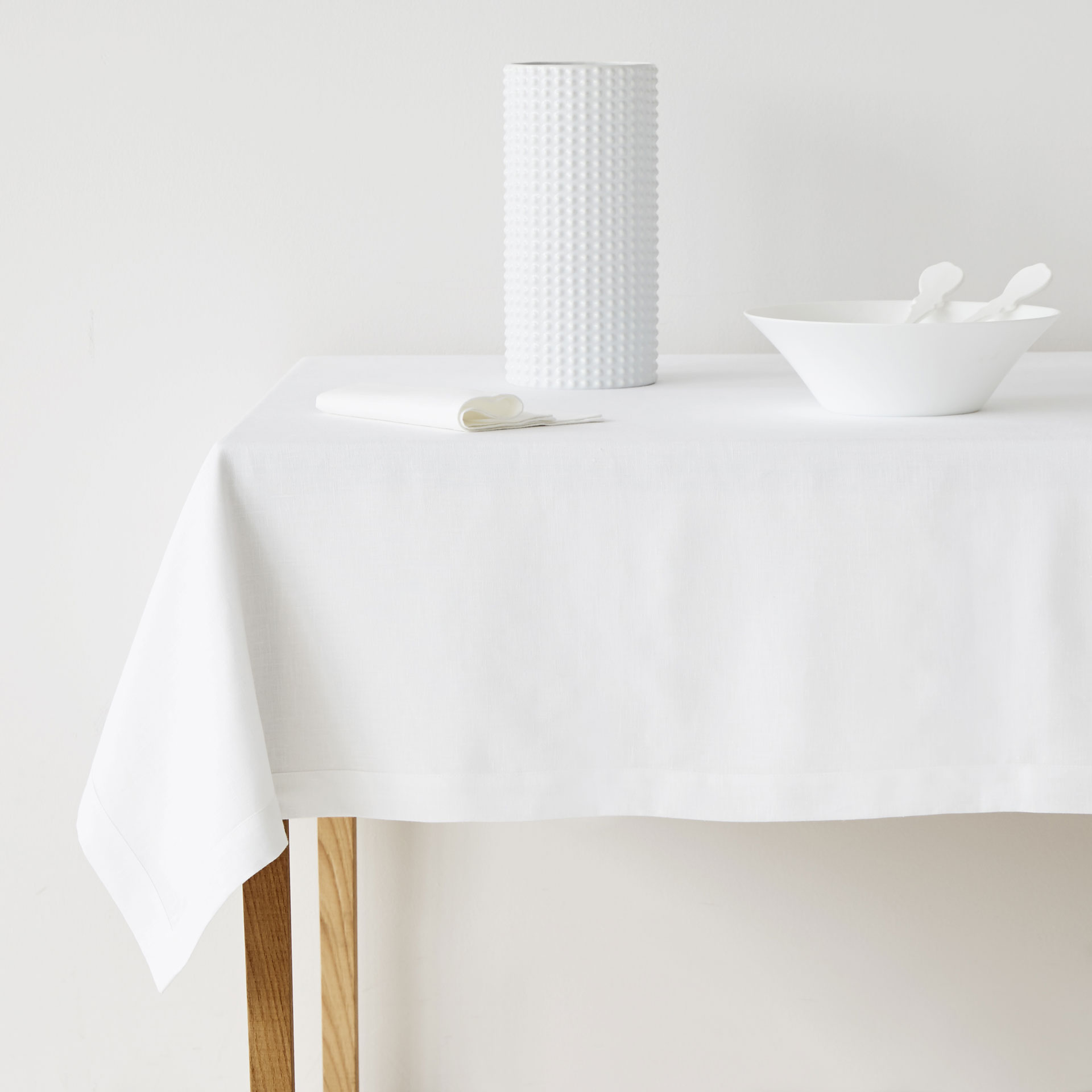Basic White Linen Tablecloth And Napkin Tablecloths Table Basic White Linen Tablecloth