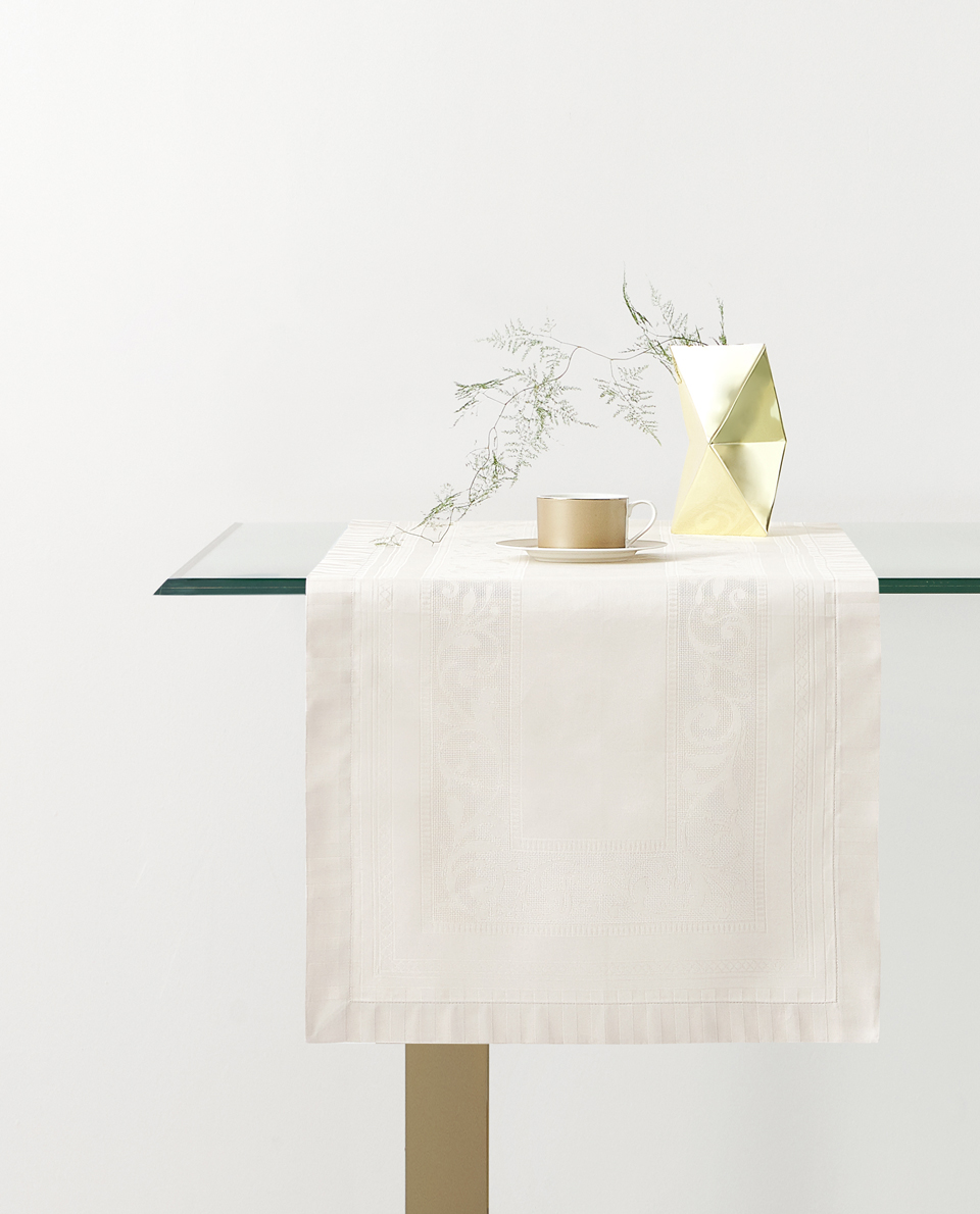 TABLE RUNNERS TABLEWARE Zara Home United Kingdom