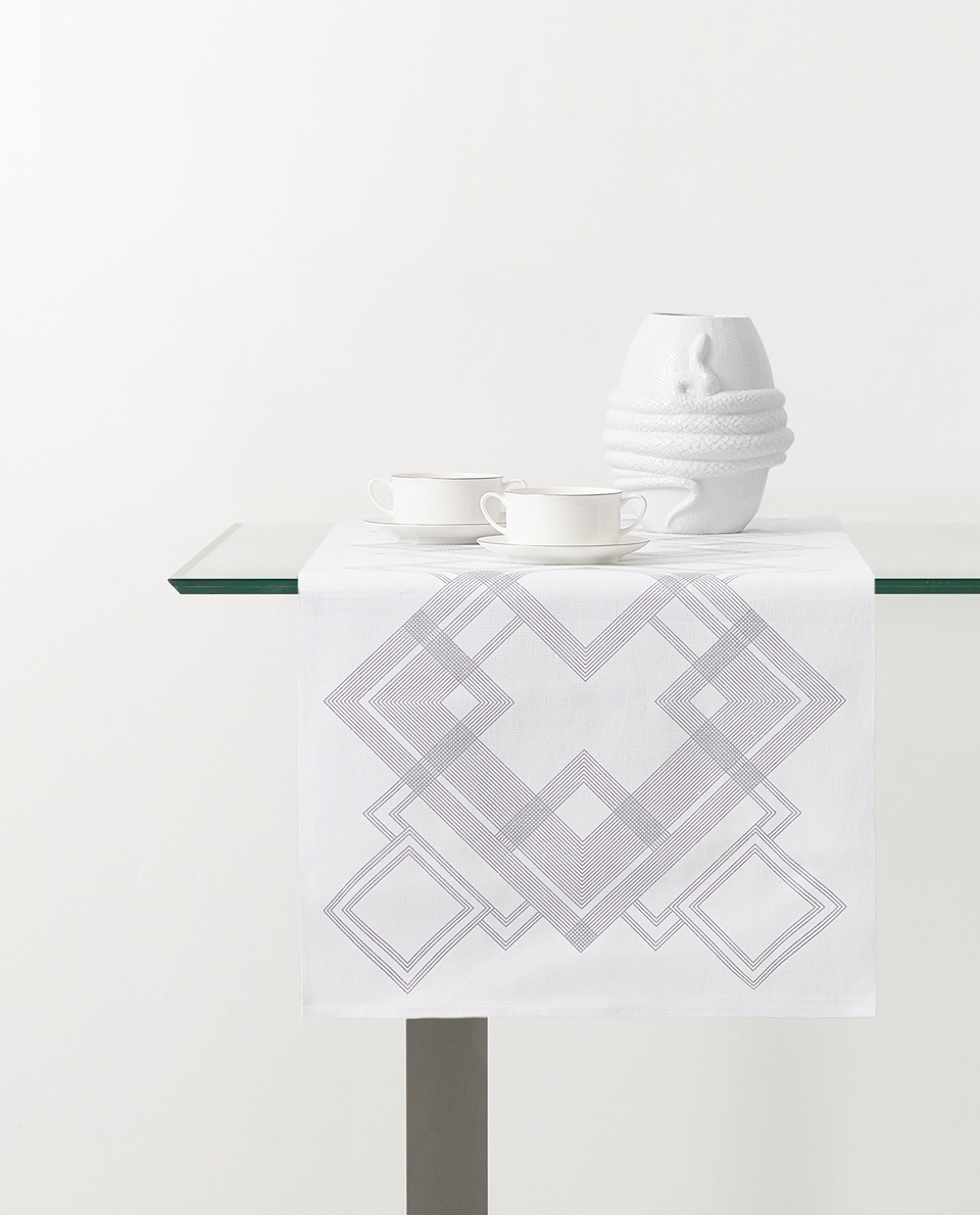 Table Runners Tableware Zara Home United Kingdom Geometric Print Table Runner