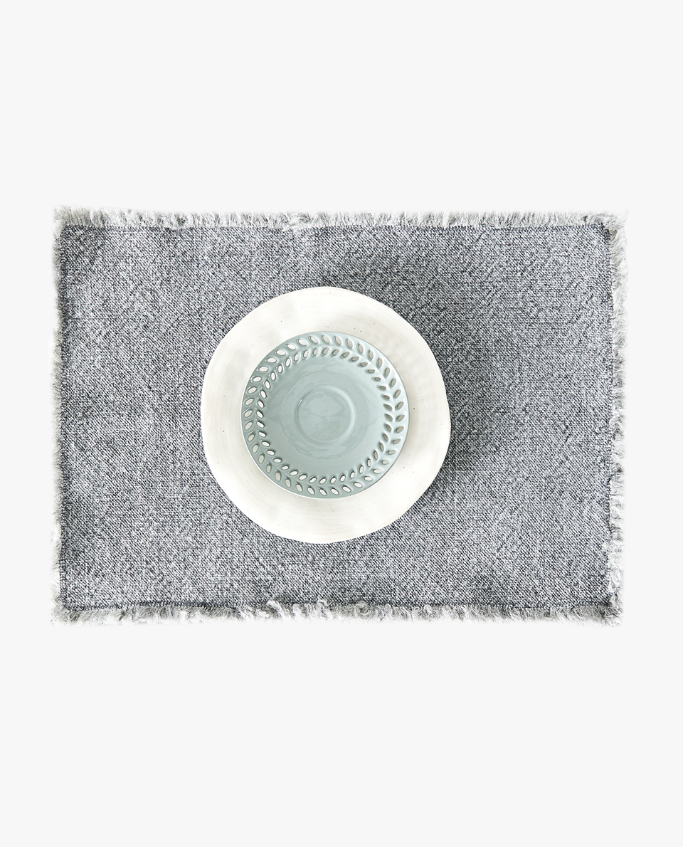 Placemats Kitchen Dining Zara Home United States Of America Frayed Jute Placemat