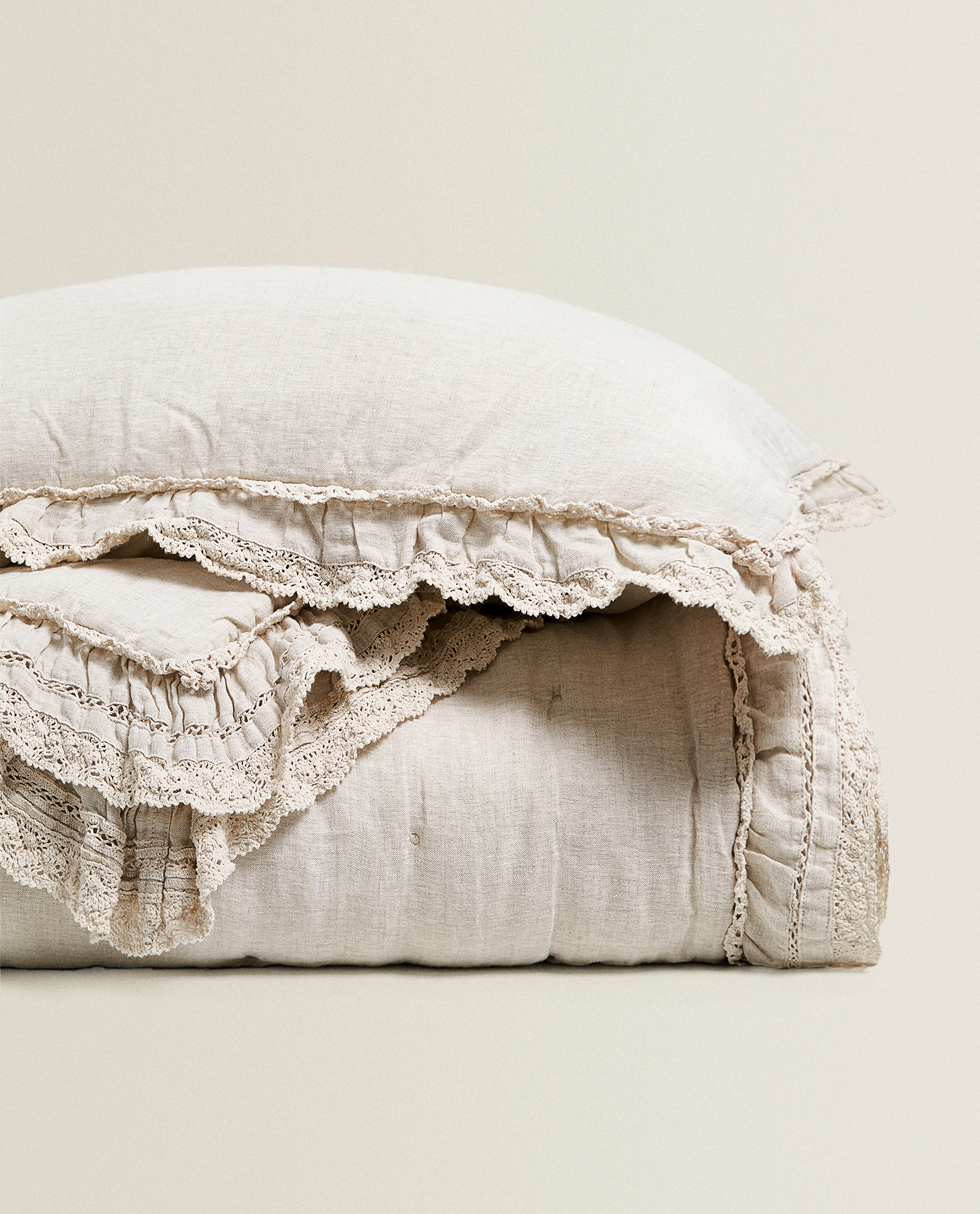 Edredon Chemin Lin Effet Delave A Dentelle Coussins Chambre