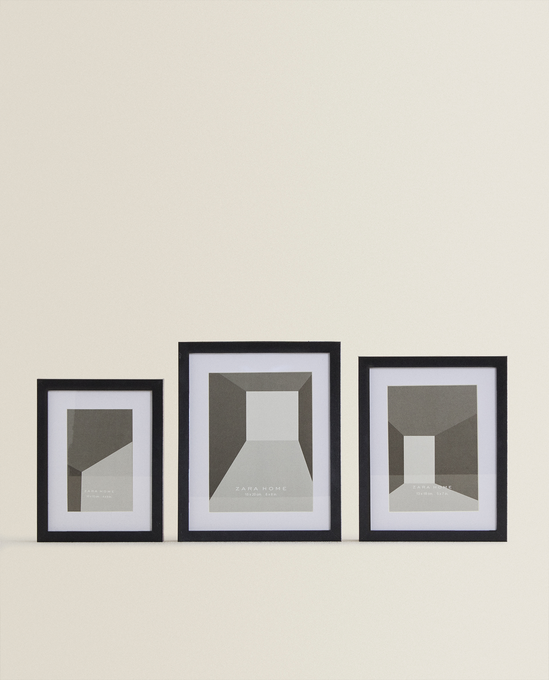 Black Wooden Frame With Passe Partout Photo Frames Decoration