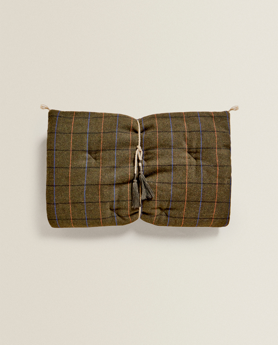 Check Sofa Topper Corporate Gifts Gift Guide Zara Home Greece Corporate Gifts Gift Guide