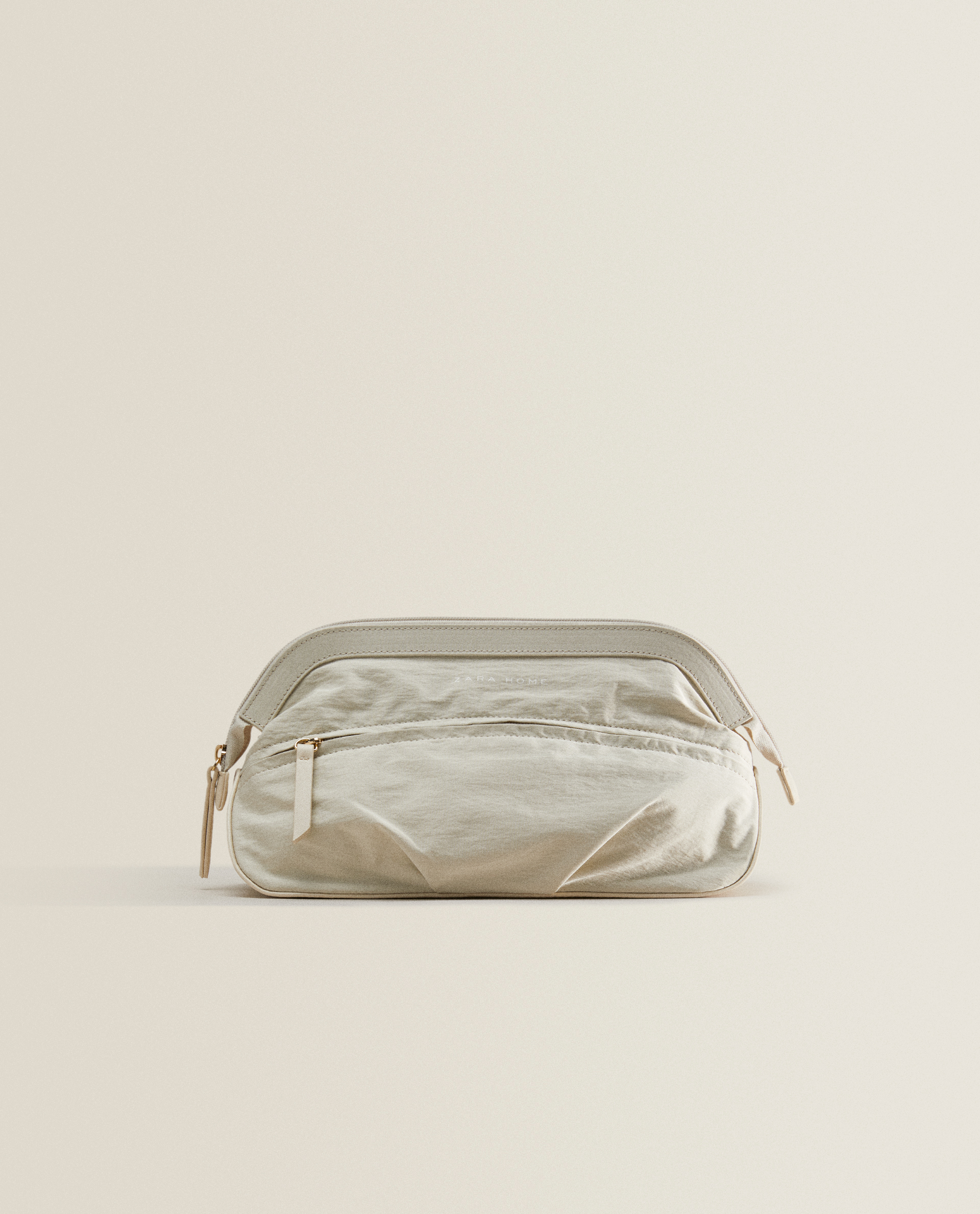 zara toiletry bag