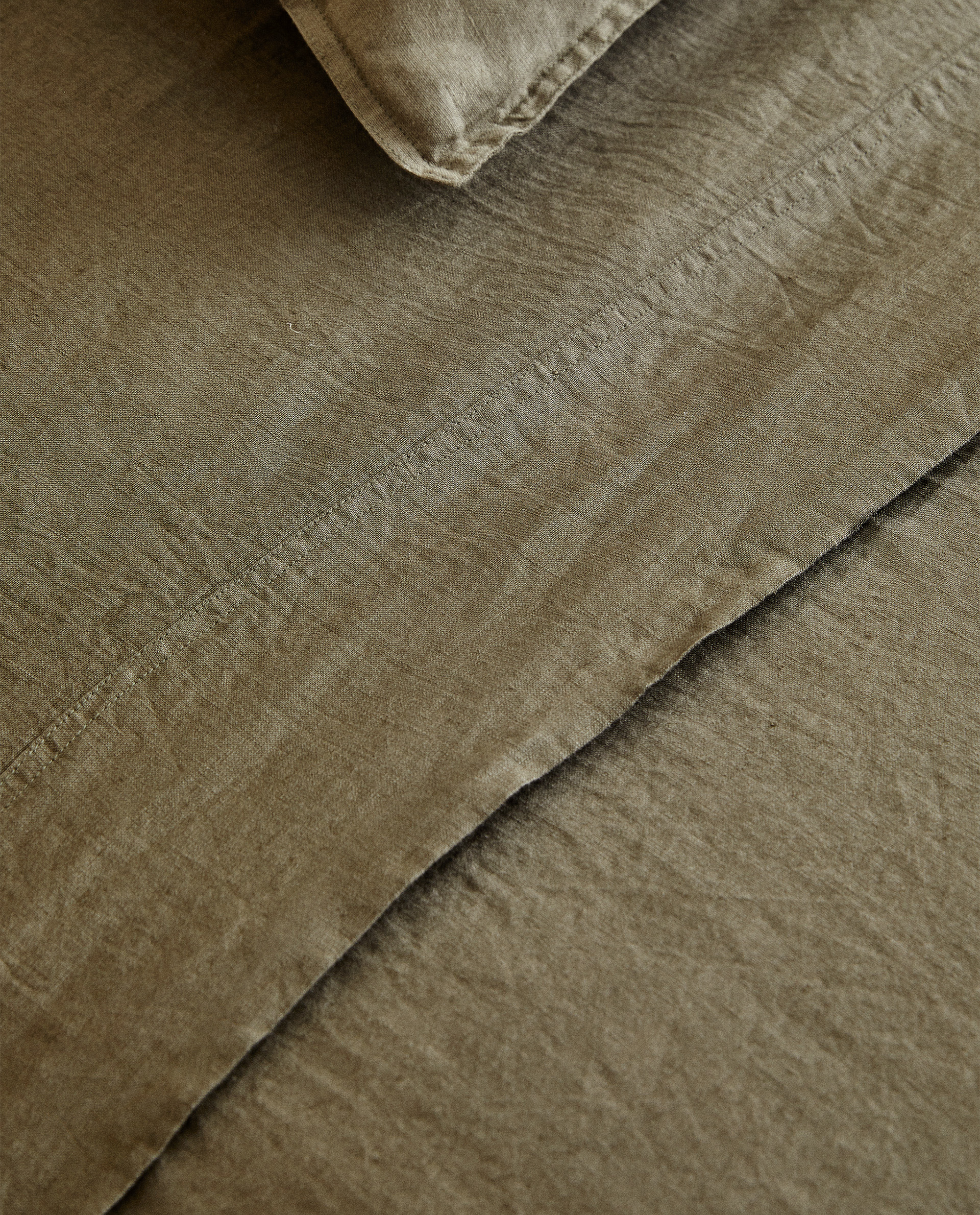 Housse De Couette Lin Lave Kaki Housses De Couettes Linge De Lit Chambre Zara Home France