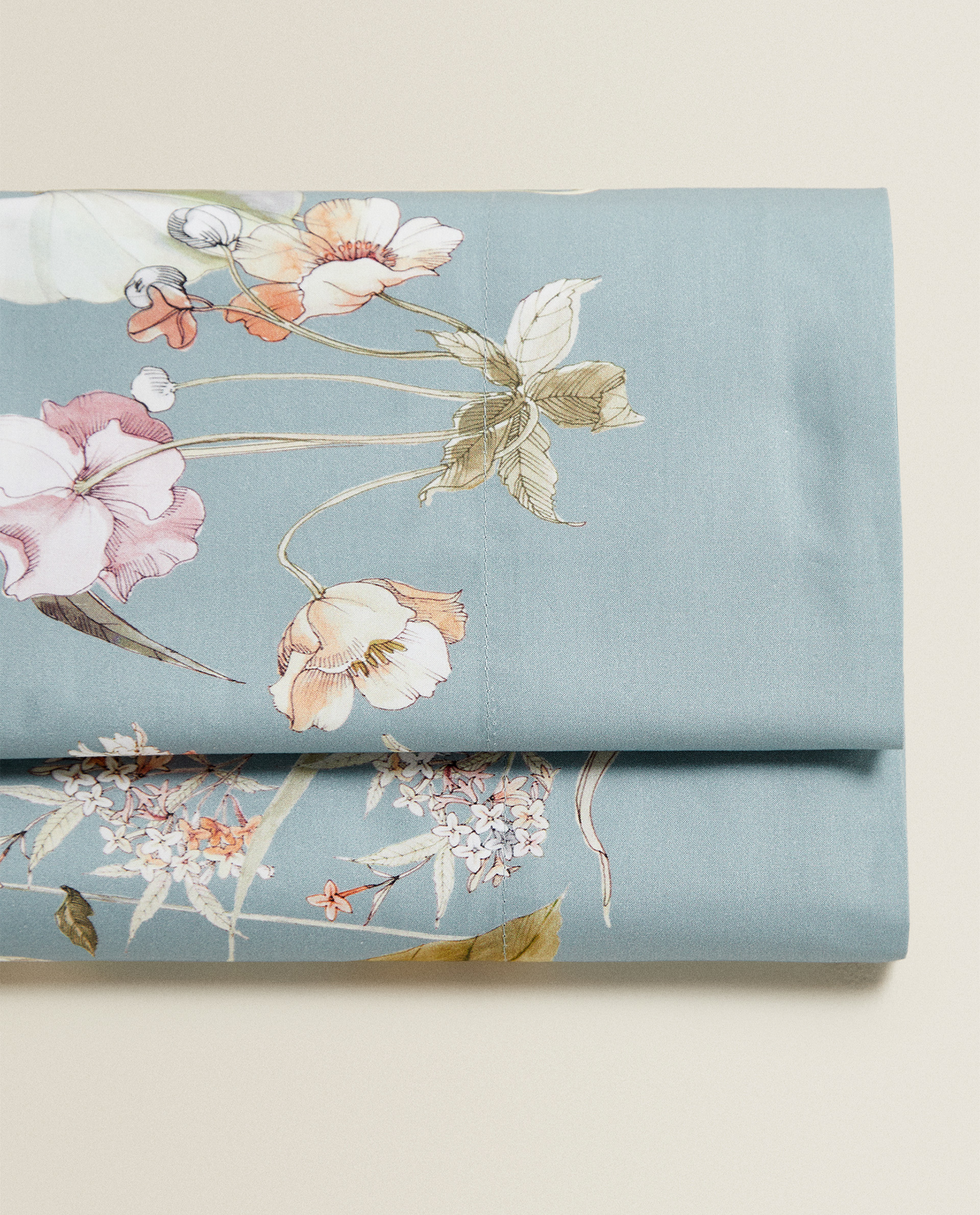 Lenzuolo Di Sopra Con Fiori Silvestri Lenzuola Di Sopra Biancheria Da Letto Camera Zara Home Italia
