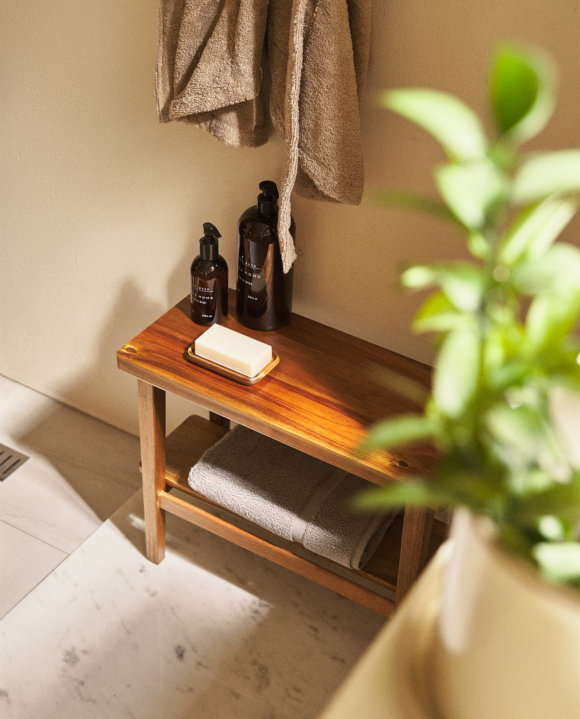 Sitzbank Aus Akazienholz Mobel Und Korbe Badezimmer Neue