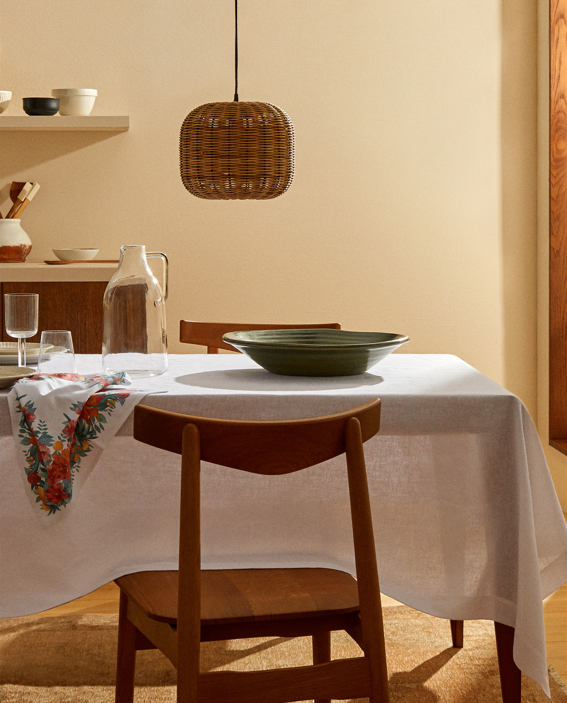 Basic Keten Masa Ortusu Kadeh Zuccaciye Yemek Odasi Yeni Koleksiyon Zara Home Turquia