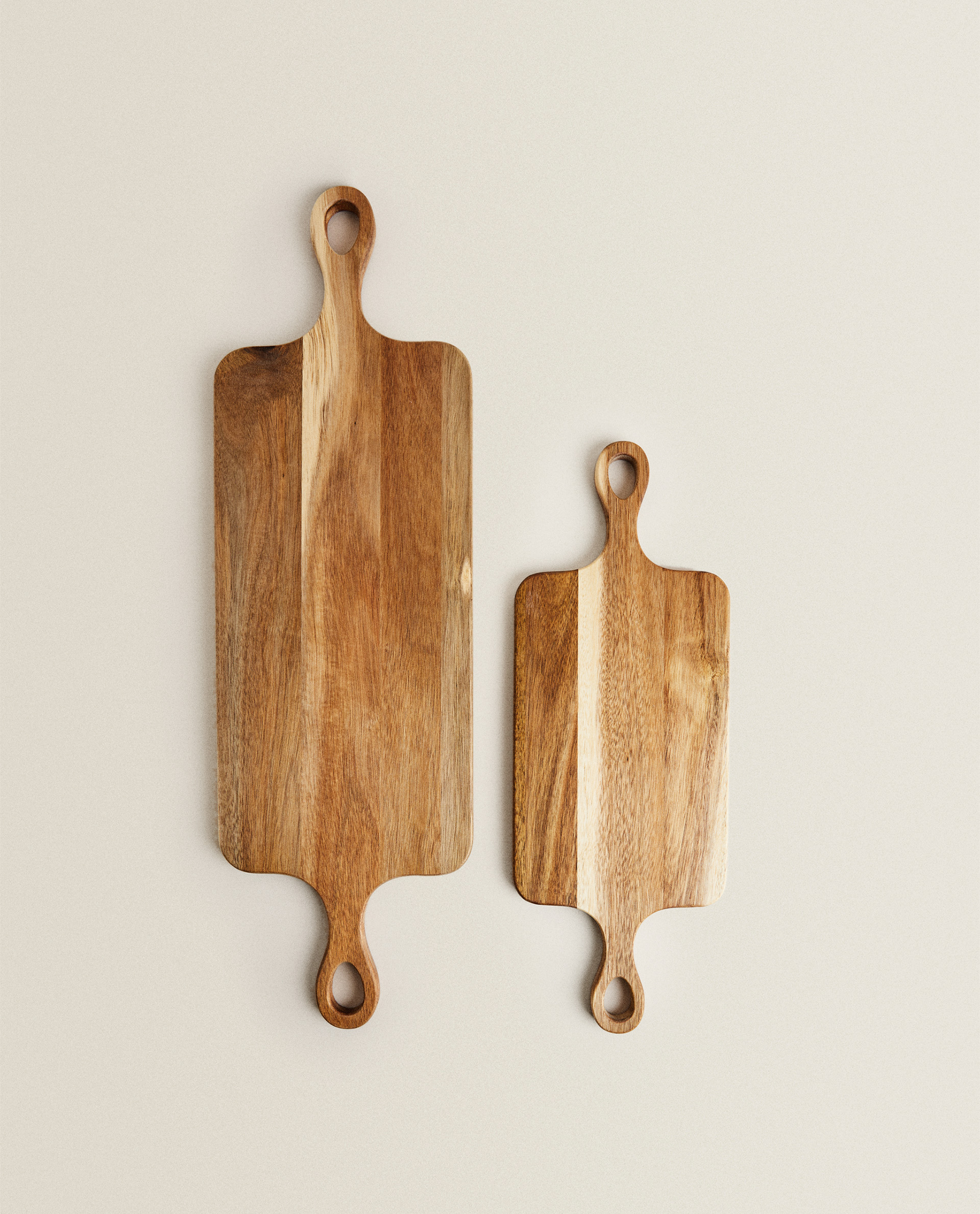 acacia cutting board