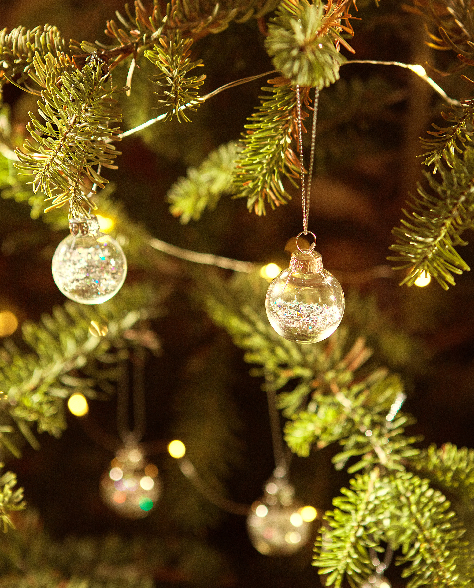 Pack Of 16 Christmas Baubles Tree Ornaments Christmas Zara Home Luxembourg