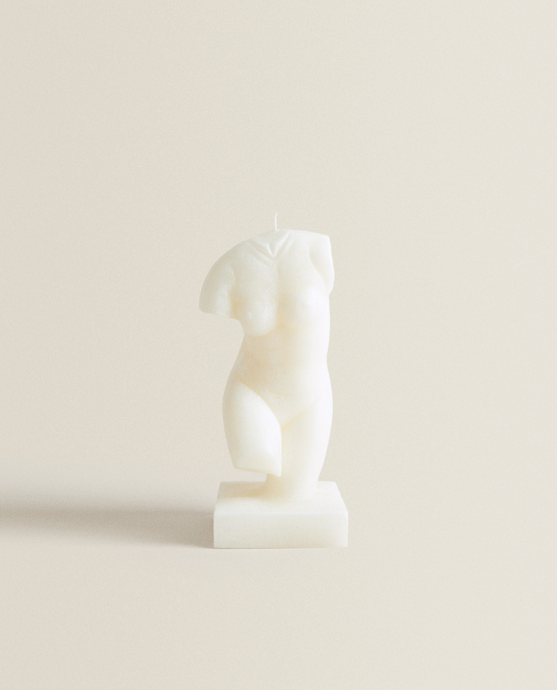 Bust Shaped Candle Photo Frames Living Room Zara Home United States Of America Discover our niche candles collection from around the world. bust shaped candle