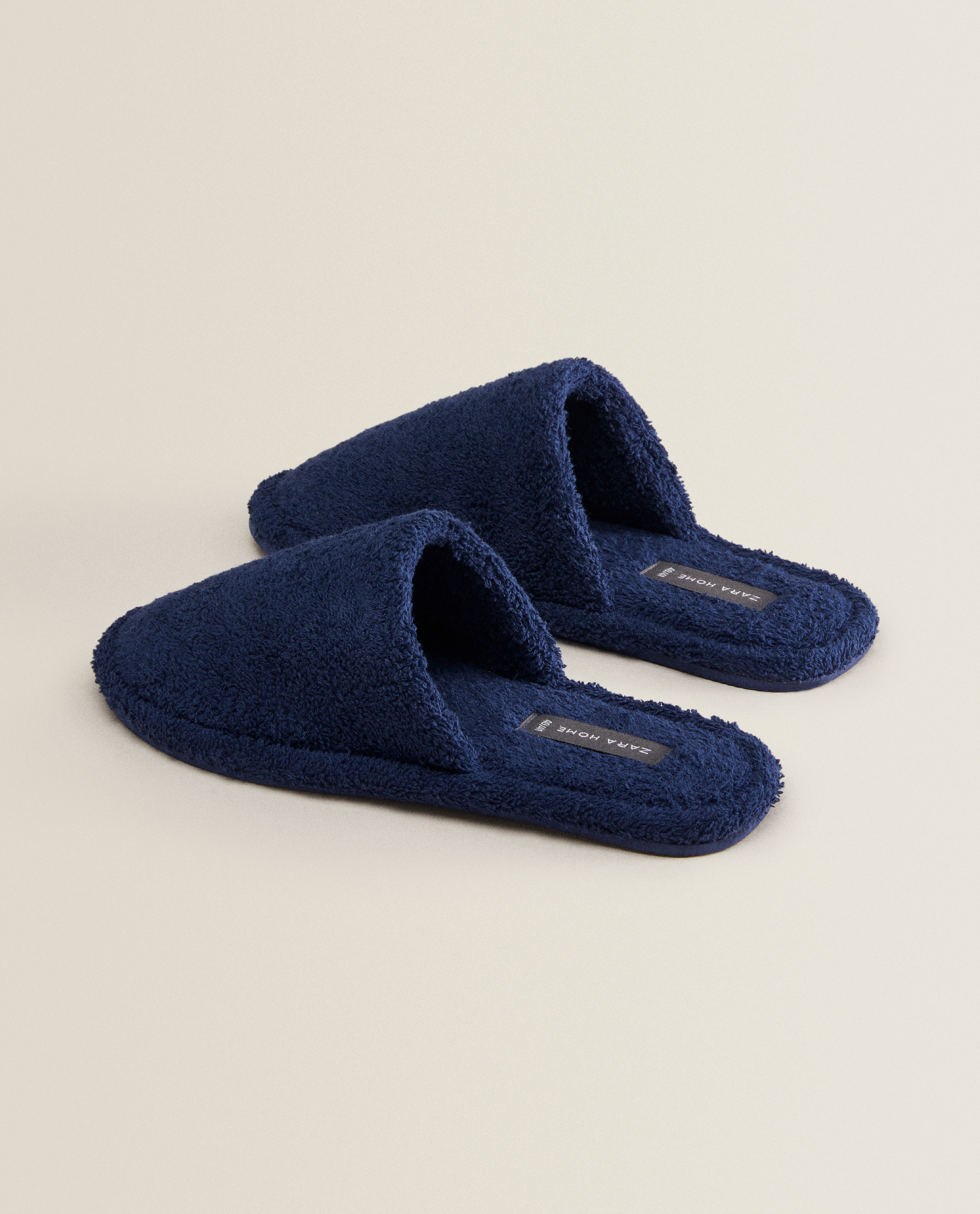 codice coupon come acquistare sempre popolare PANTOFOLE IN SPUGNA - ACCAPPATOI E PANTOFOLE - BAGNO | Zara Home ... codice coupon come acquistare sempre popolare PANTOFOLE IN SPUGNA - ACCAPPATOI E PANTOFOLE - BAGNO | Zara Home ...