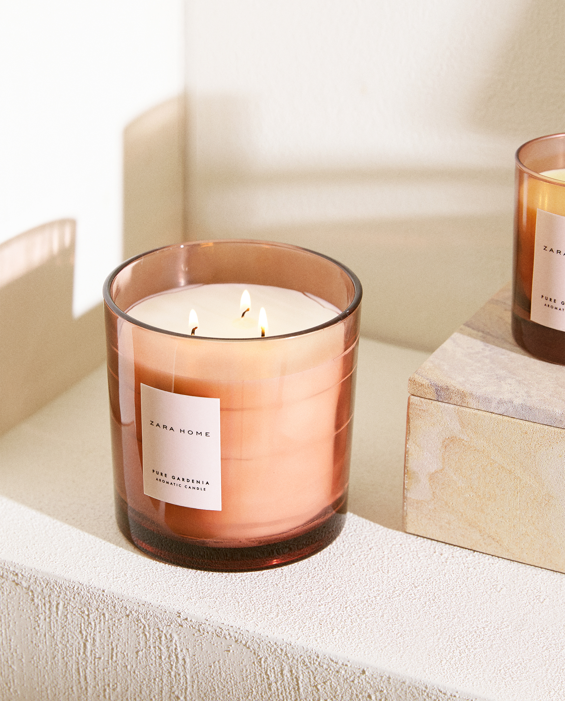PURE GARDENIA SCENTED CANDLES - Candles 