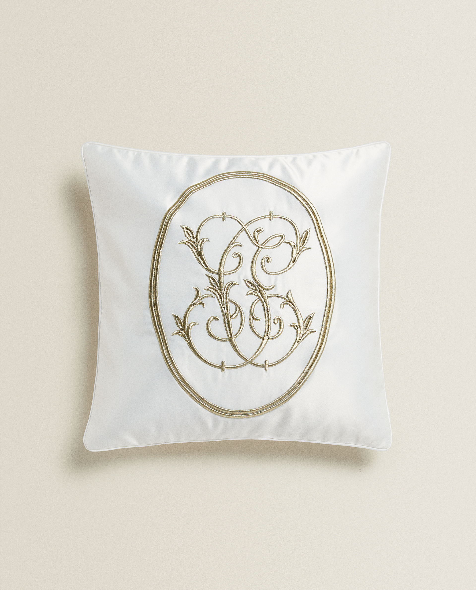Embroidered Sateen Throw Pillow Door Knobs Decoration
