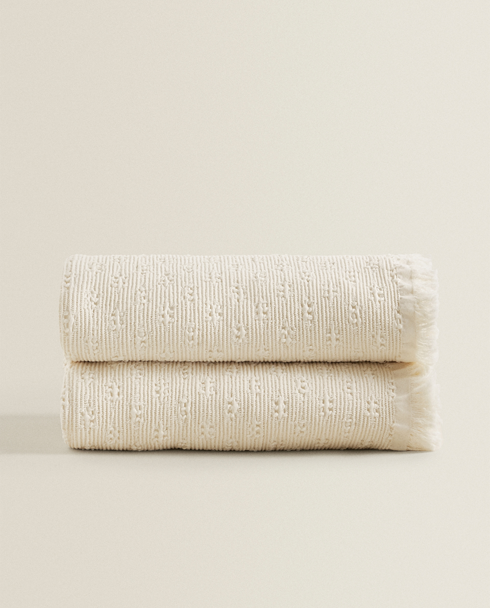 Evim Home Cift Kisilik Puskullu Yatak Ortusu Indigo Karamel Fiyatlari Ve Ozellikleri