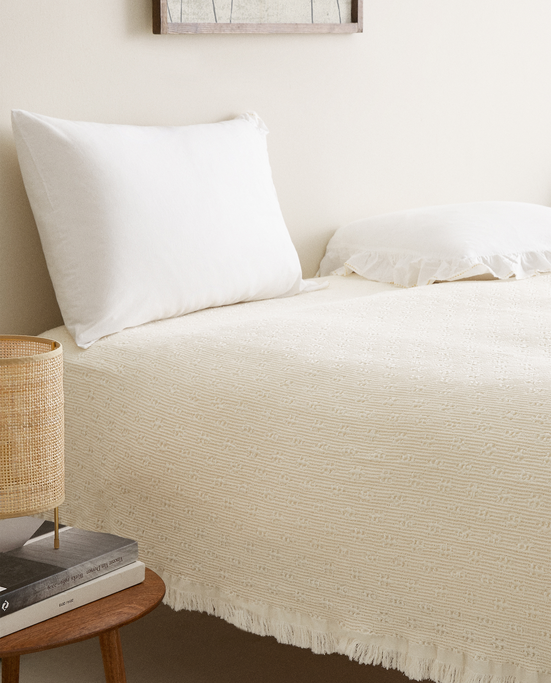 Gofre Gorunumlu Puskullu Yatak Ortusu New In Zara Home Zara Home Turquia