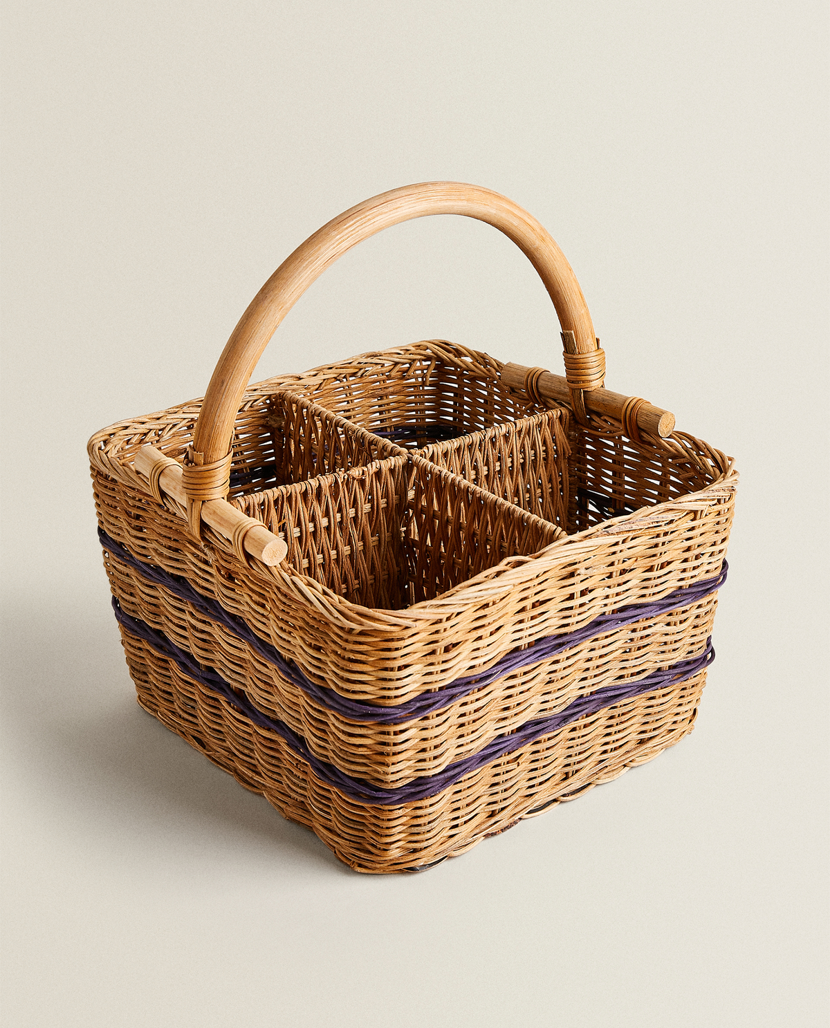 лукошко из ротанга. плетеные корзинки из ротанга. корзина плетен. корзины из искусственного ротанга. плетеные корзины из ротанга.