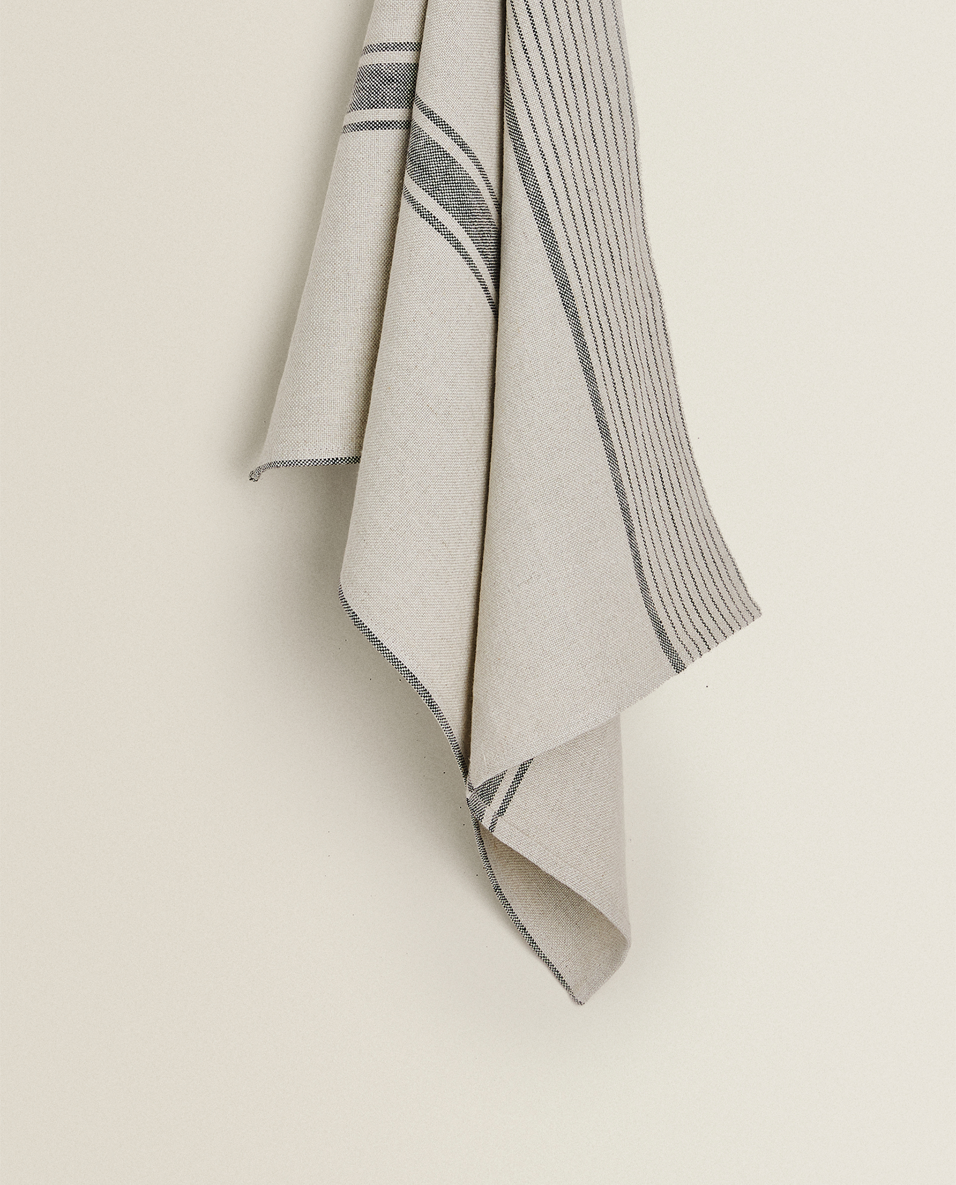 linen kitchen towels