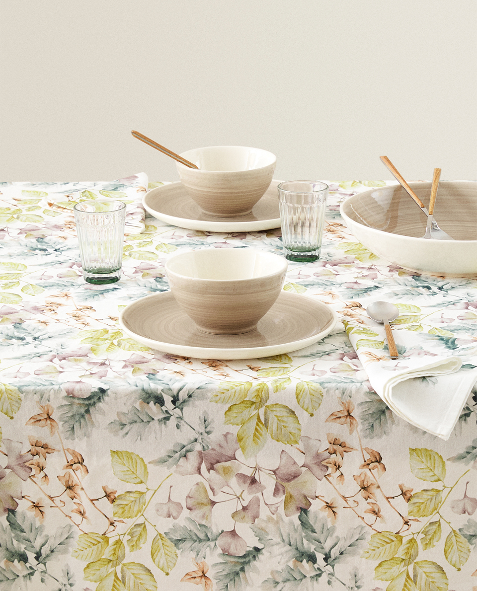 Leaf Print Tablecloth See All Table Linens Dining Zara Home Guatemala