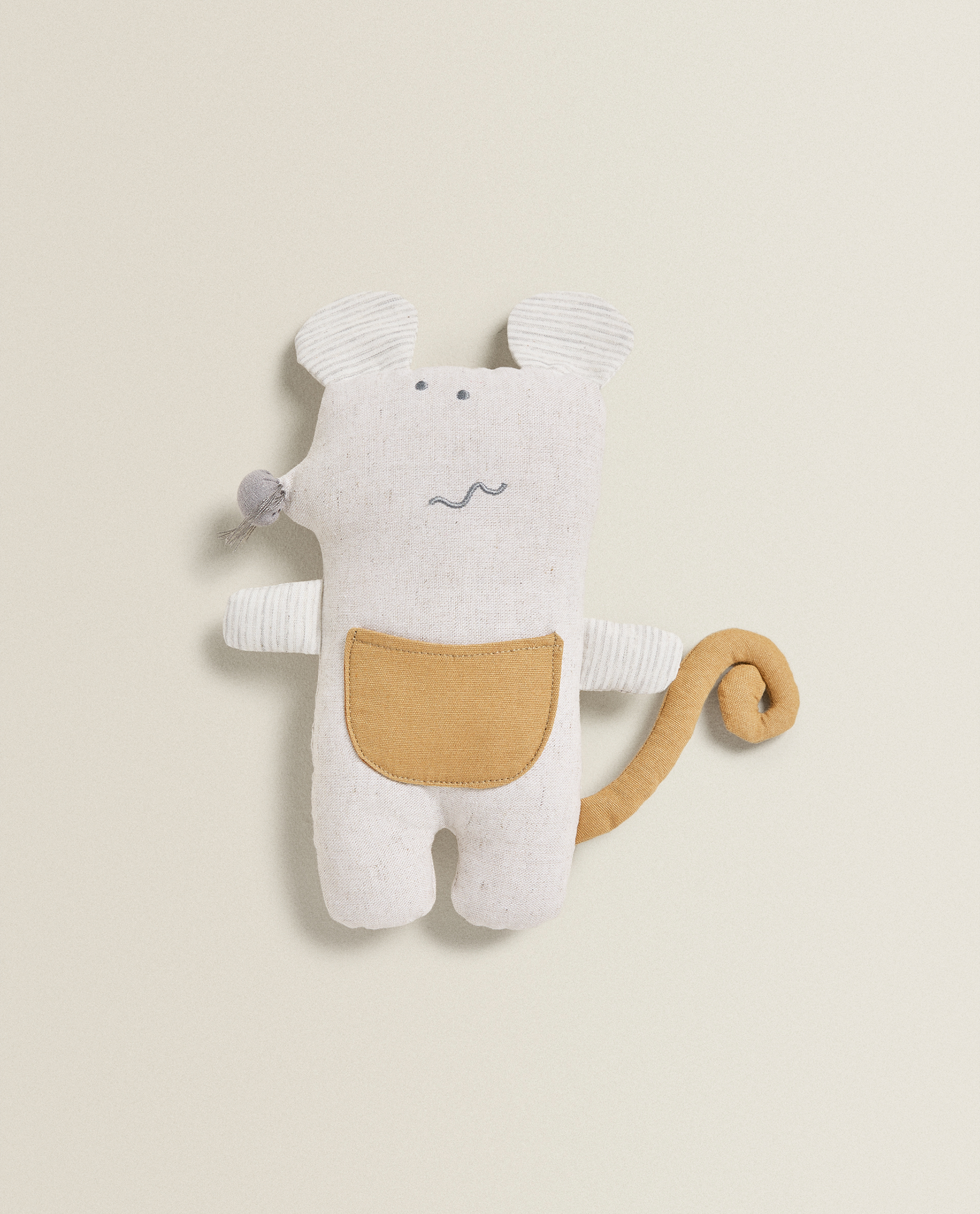 peluche raton zara home