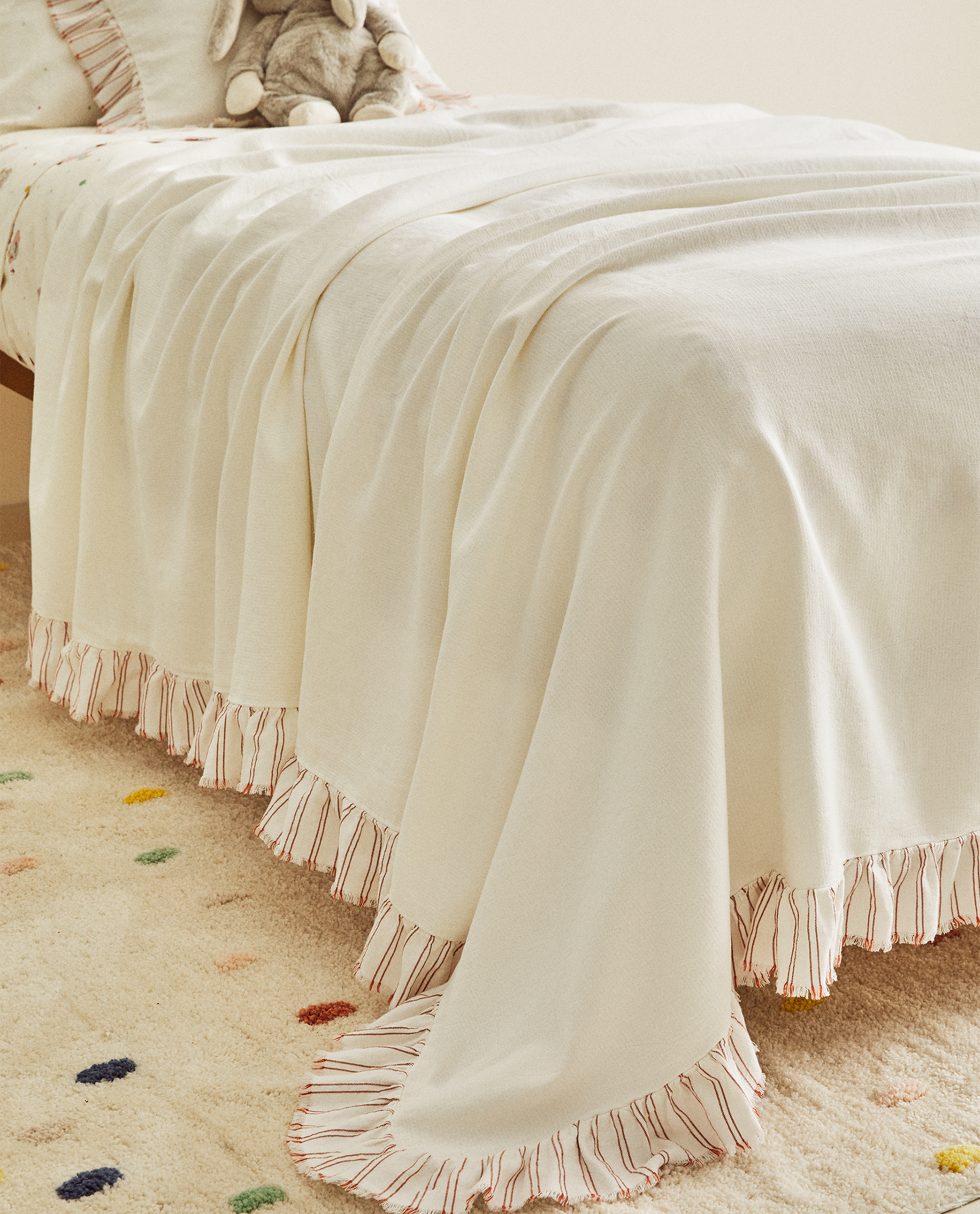 Frill Firfirli Masa Ortusu 160x240 Cm Koyu Lila English Home