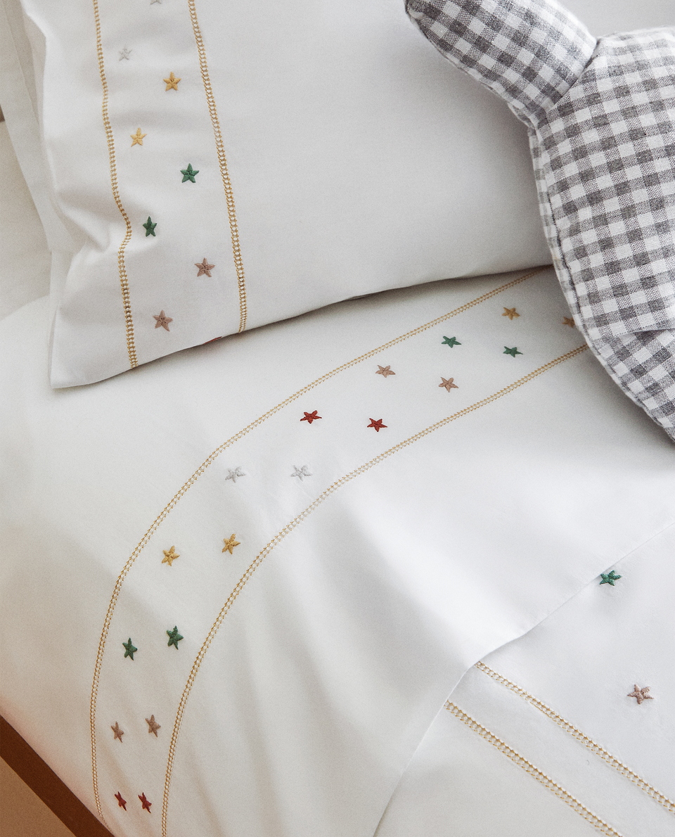 Duvet Cover With Multicoloured Embroidered Stars Null Zara