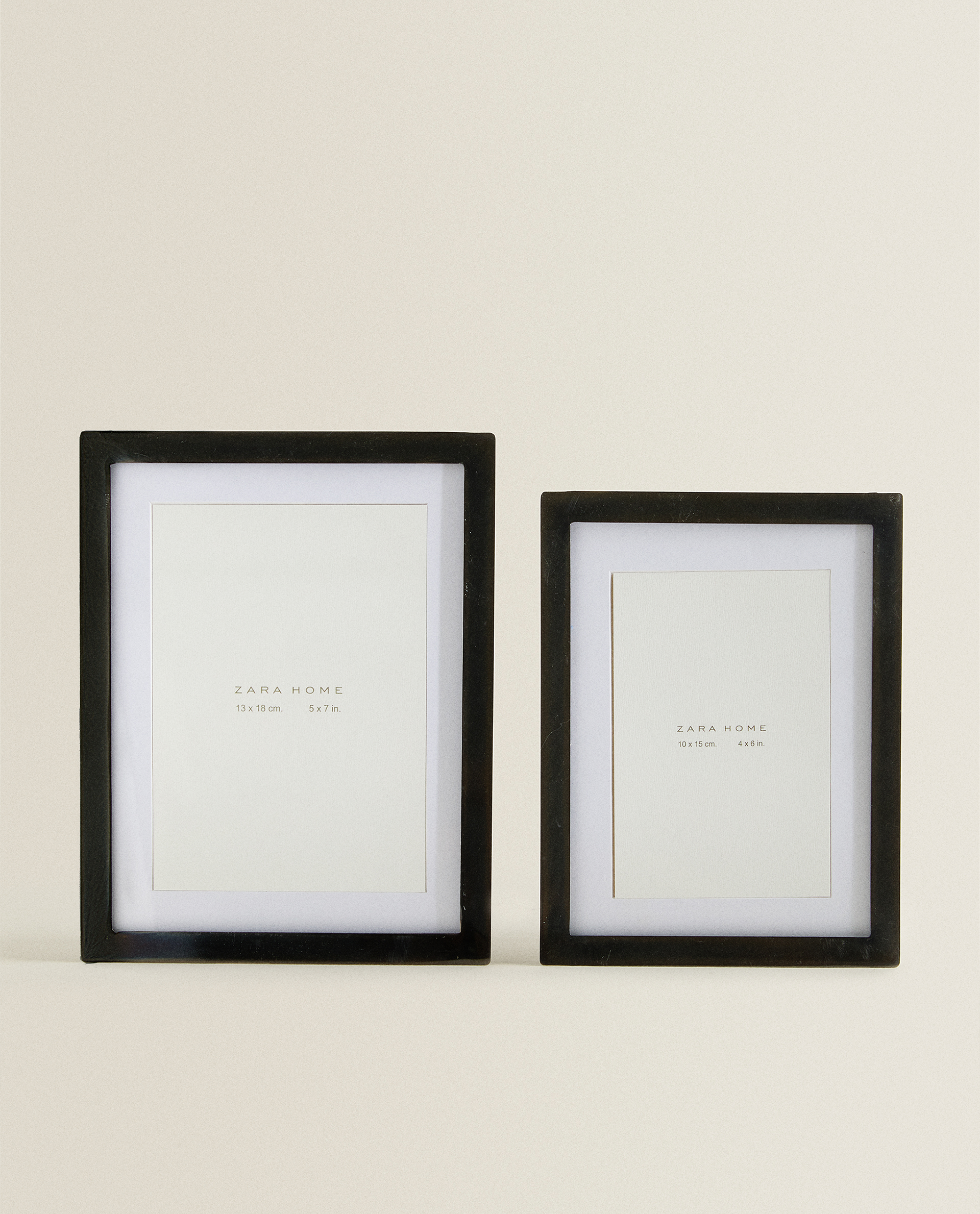 Matte Black Frame With Mat Lanterns And Tealight Holders Matte Black Frame With Mat Lanterns