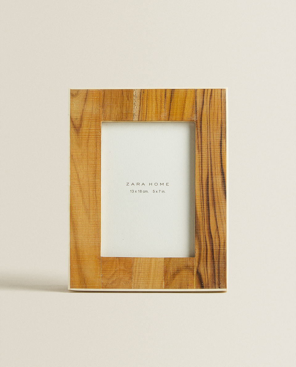 NATURAL WOODEN FRAME - PHOTO FRAMES 