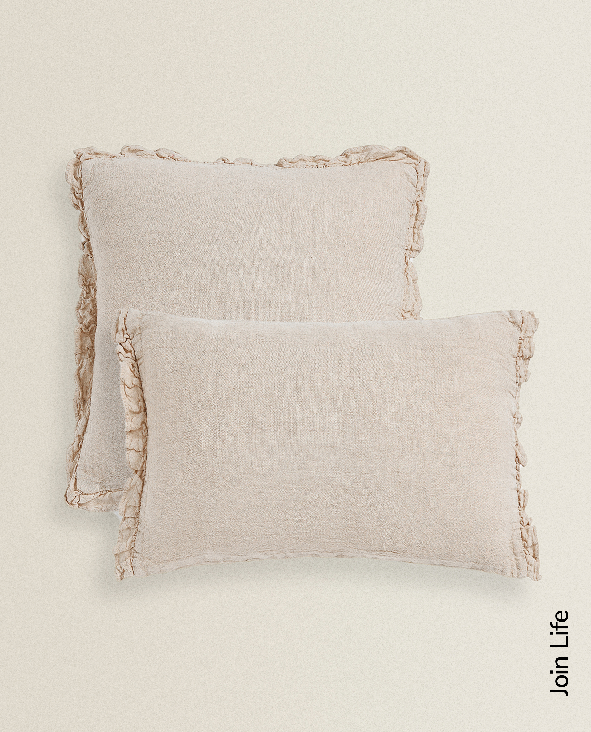 Zara Home Cuscini.Linen Throw Pillow With Ruffles Quilts Bed Linen Bedroom