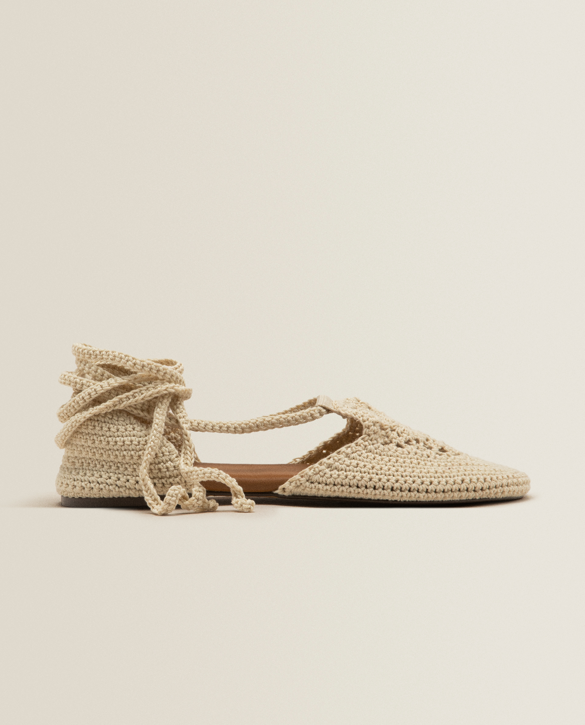 Bailarinas atadas al tobillo zara clearance