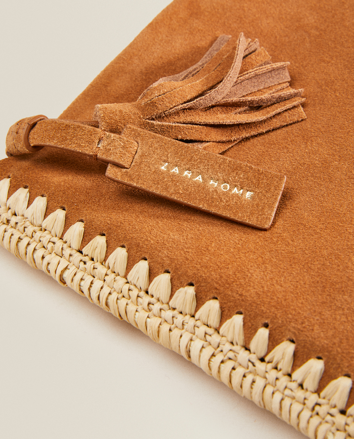 pochette raphia zara