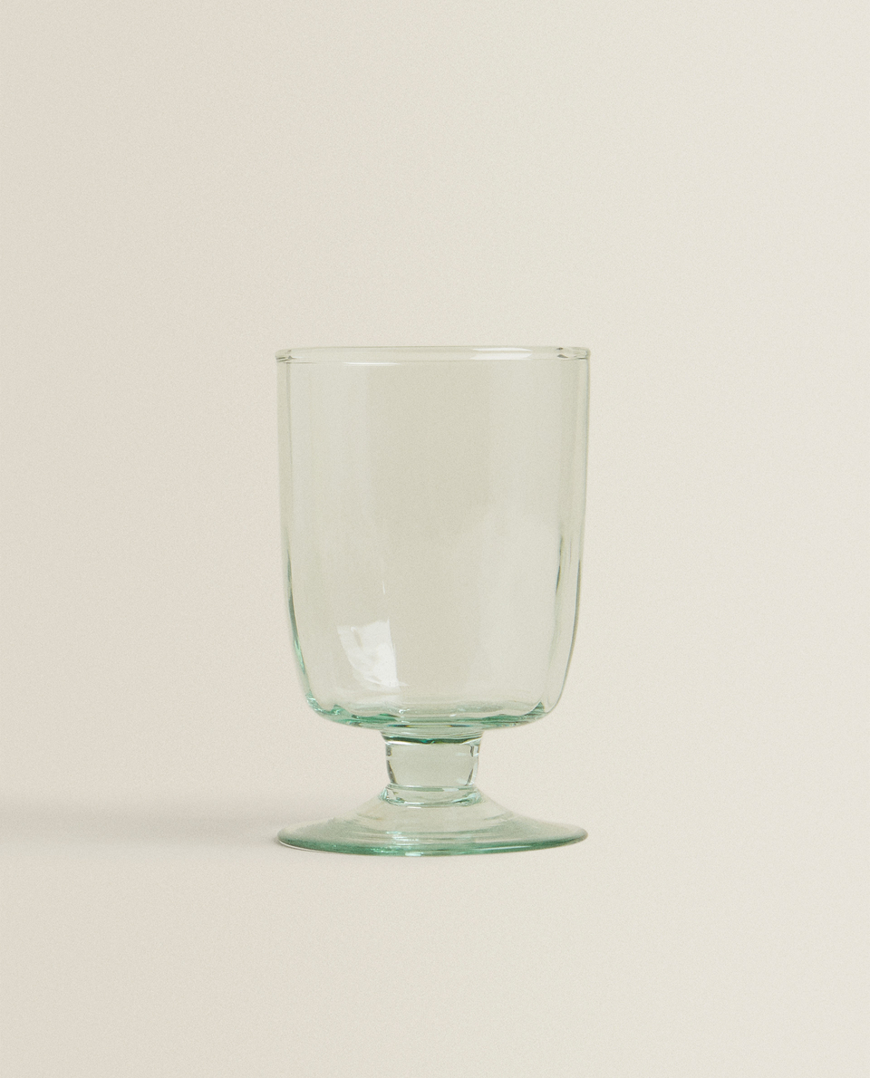 FACETED WINE GLASS