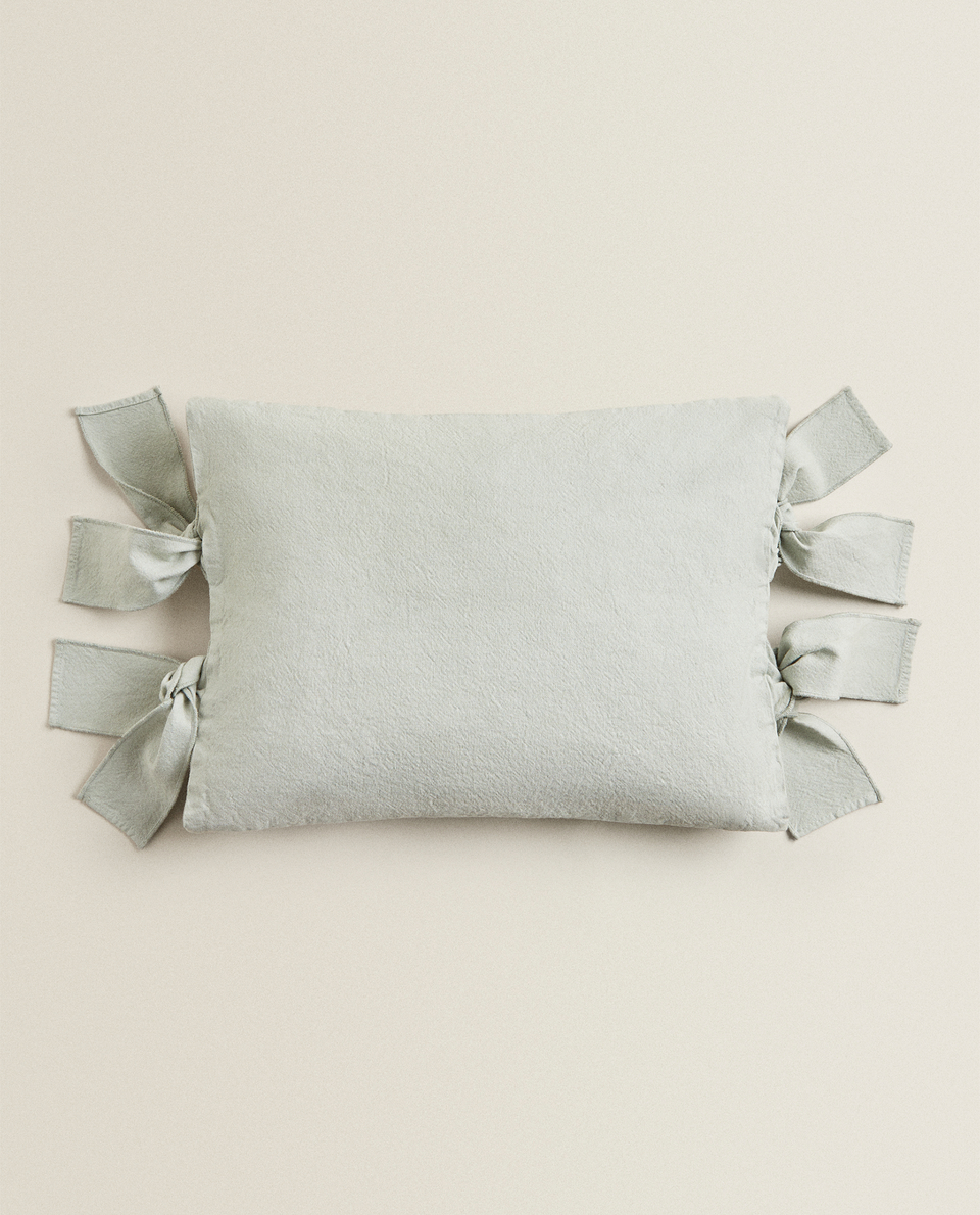 CANVAS CUSHION COVER WITH BOWS