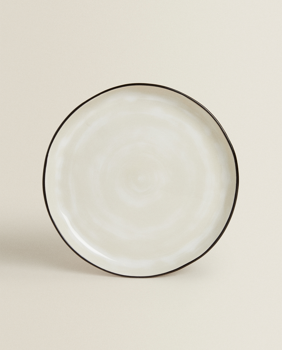 STONEWARE DINNER PLATE WITH CONTRAST RIM