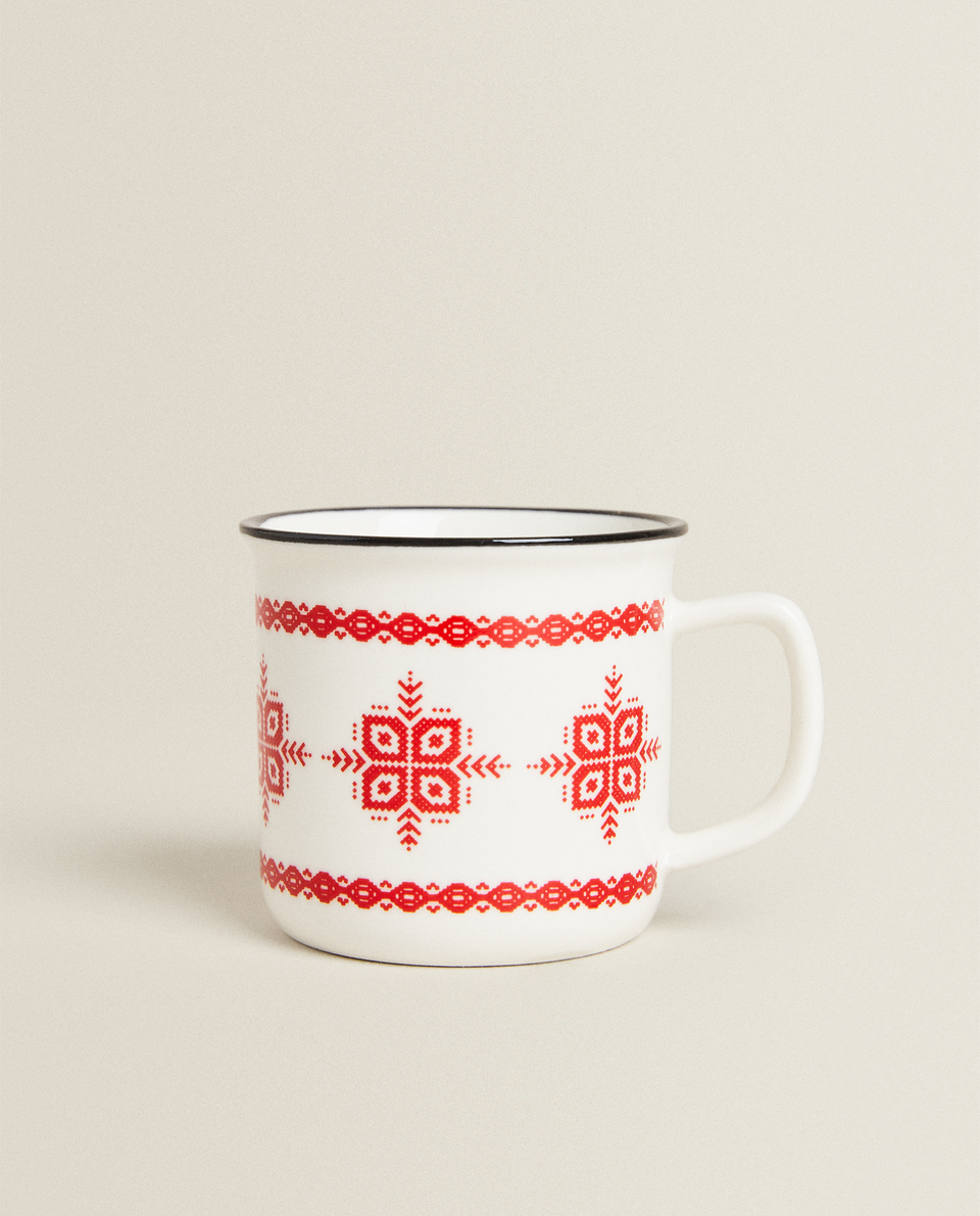 PORCELAIN COFFEE CUP WITH GEOMETRIC DESIGN