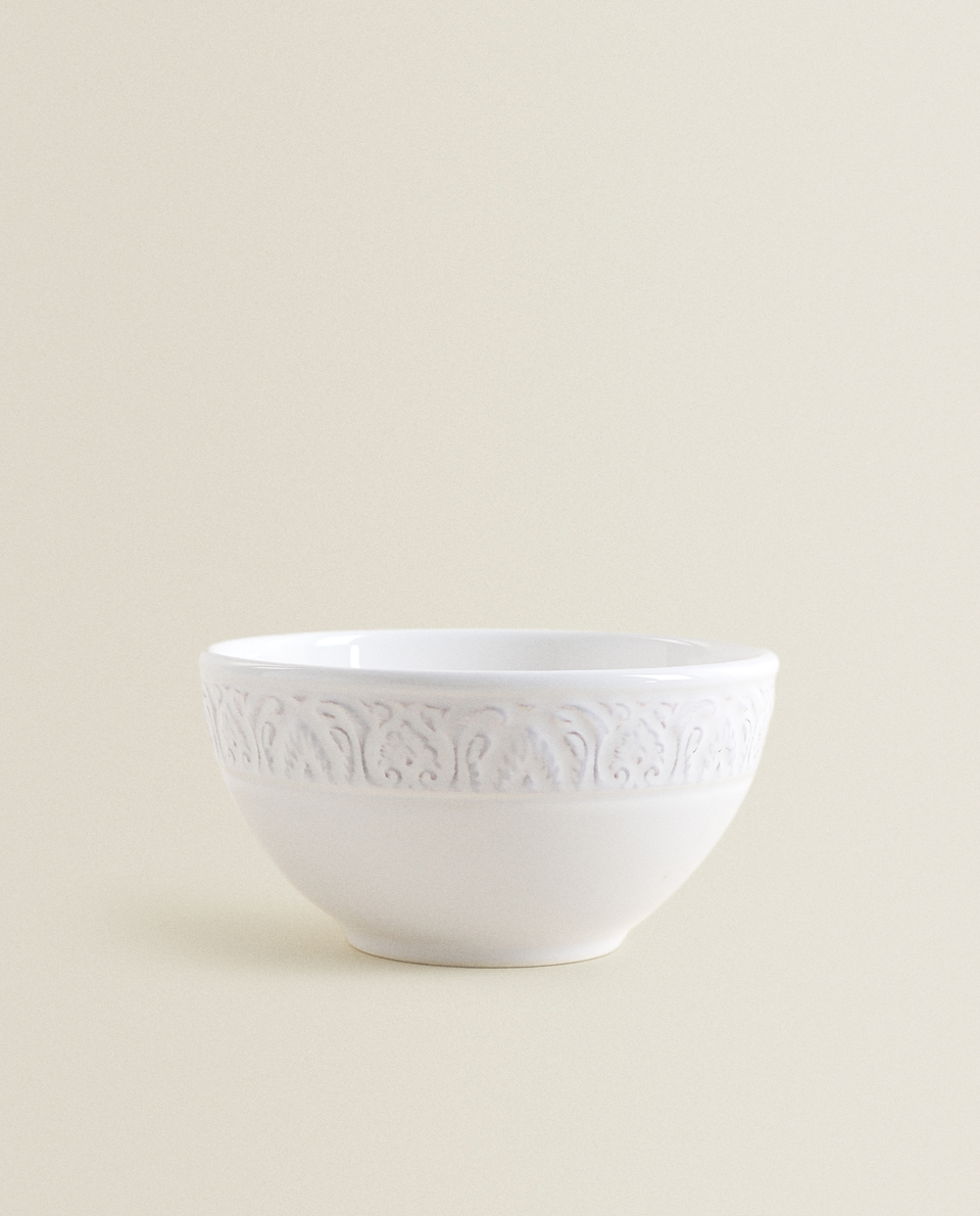 EARTHENWARE BOWL WITH RAISED DESIGN