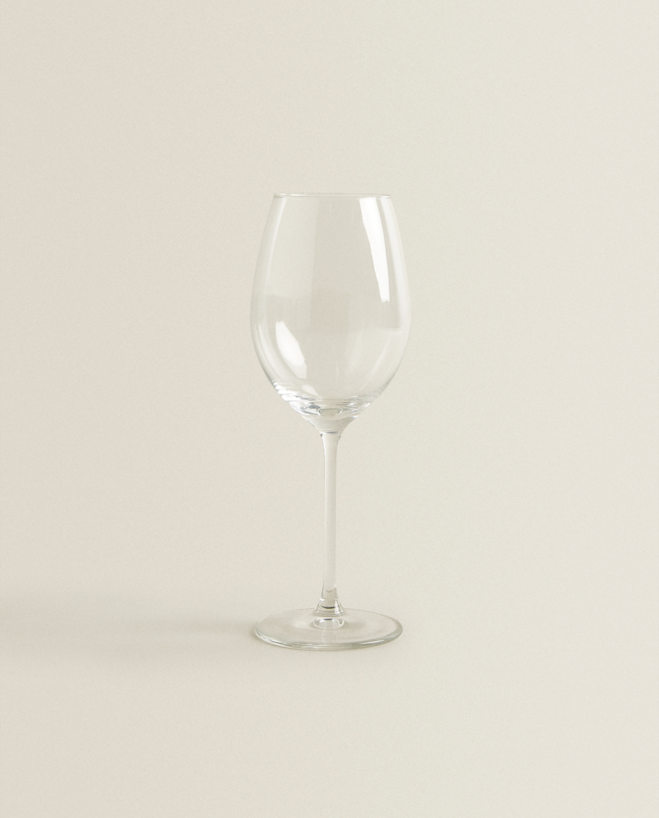 CLASSIC WINE GLASS