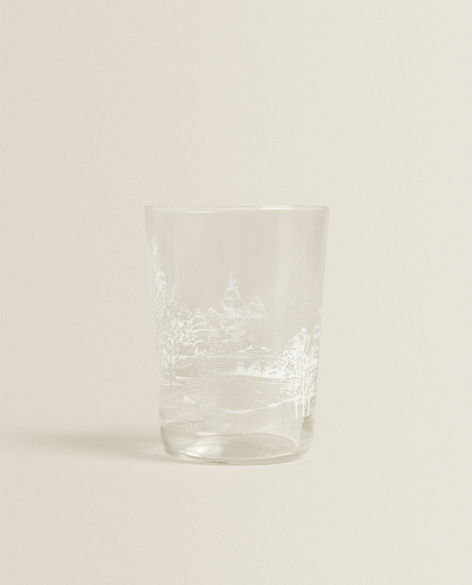 SOFT DRINK TUMBLER WITH TREE TRANSFER