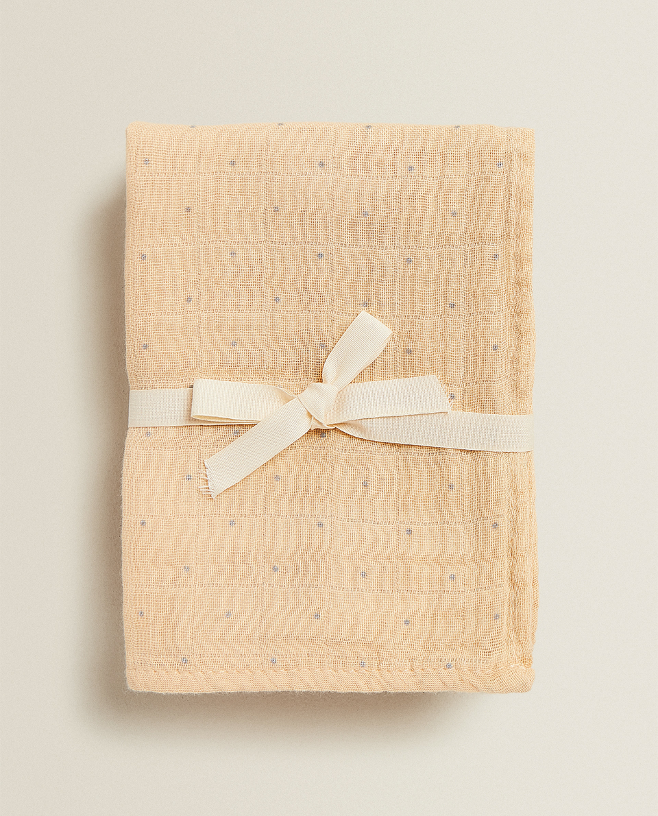 DOTTED MUSLIN CLOTH (PACK OF 3)